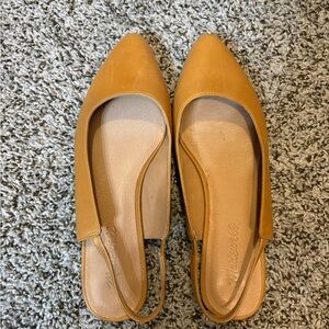 Women’s Madewell pointed-toe slingback flats in a tan leather.
